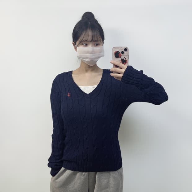 폴로 랄프로렌 포니 로고 케이블 브이넥 니트 네이비