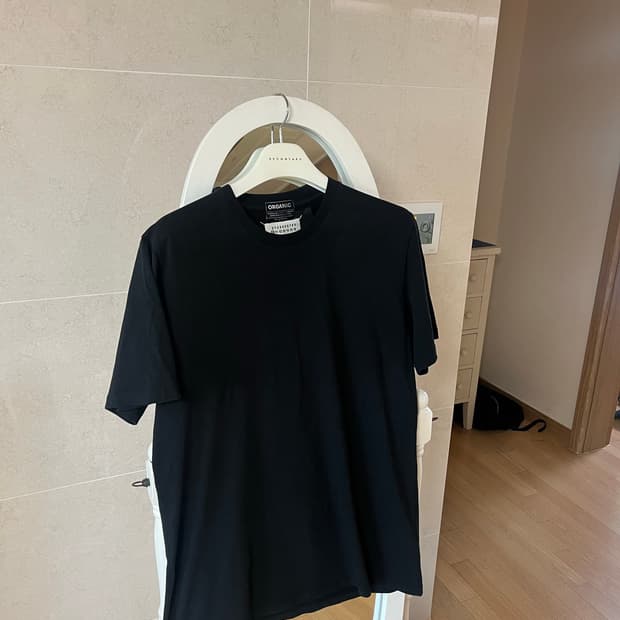 마르지엘라 백스티치 반팔 블랙 xl