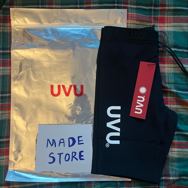 UVU 하프 타이즈 블랙