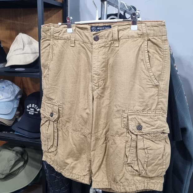 아메리칸이글 베이지색 카고 반바지 34~35 상태깔끔