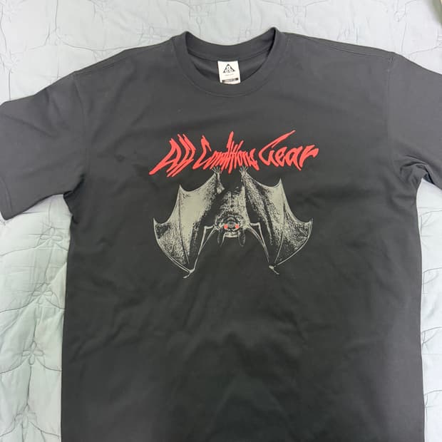 나이키 acg 드라이핏 배트맨 반팔티 L사이즈 실착1회 새상품급 판매