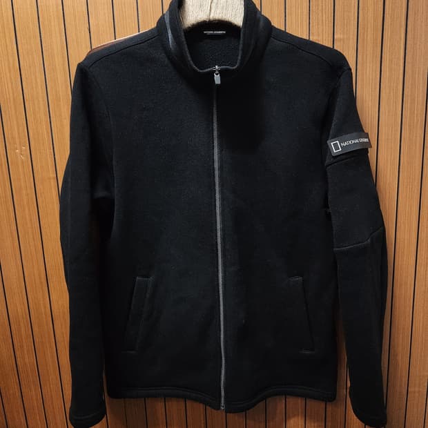 내셔널지오그래픽 와펜 기모 블랙 플리스집업