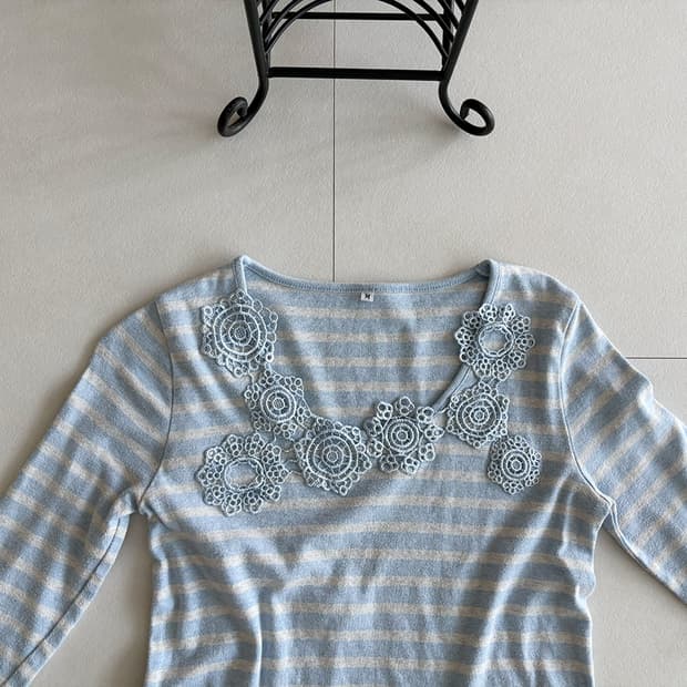 crochet lace border tee