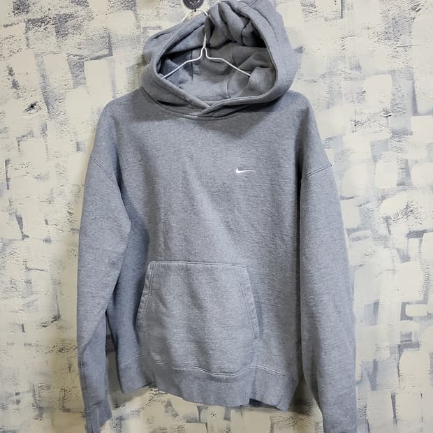 나이키 스우시 기모 회색 후드티 