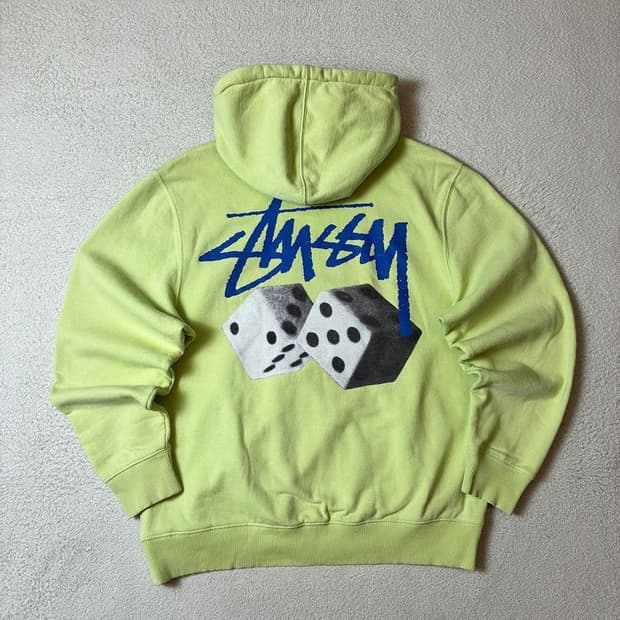 스투시 21FW 롤 더 다이스 후드티 PN7967