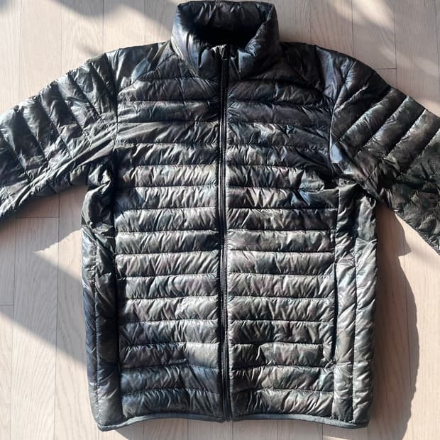 유니클로 카모 경량패딩