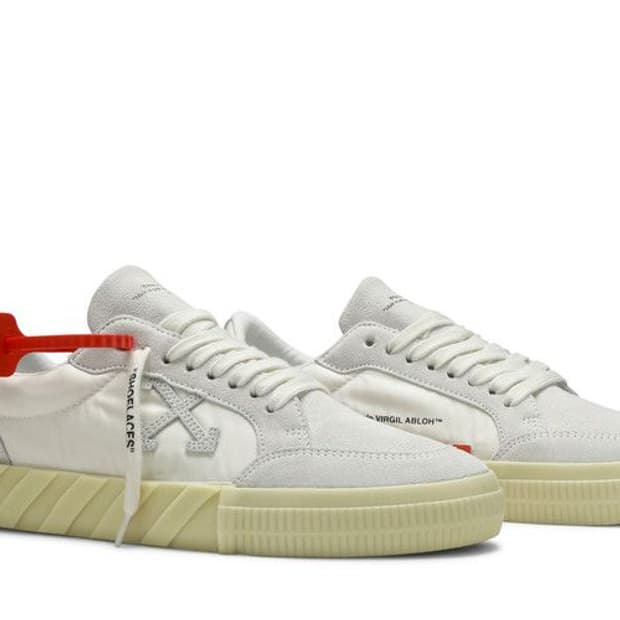 오프화이트 애로우 로우 벌크 스니커즈