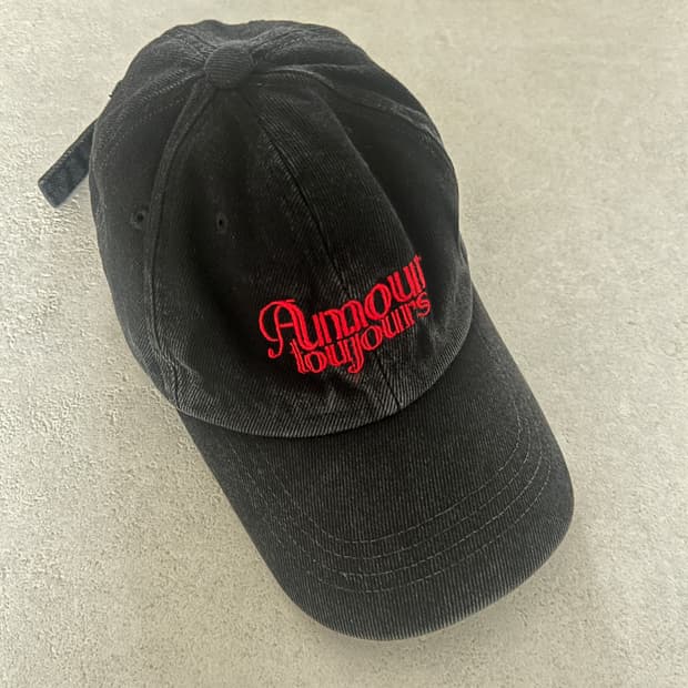 Carne bollente Amour Toujours 볼캡 블랙