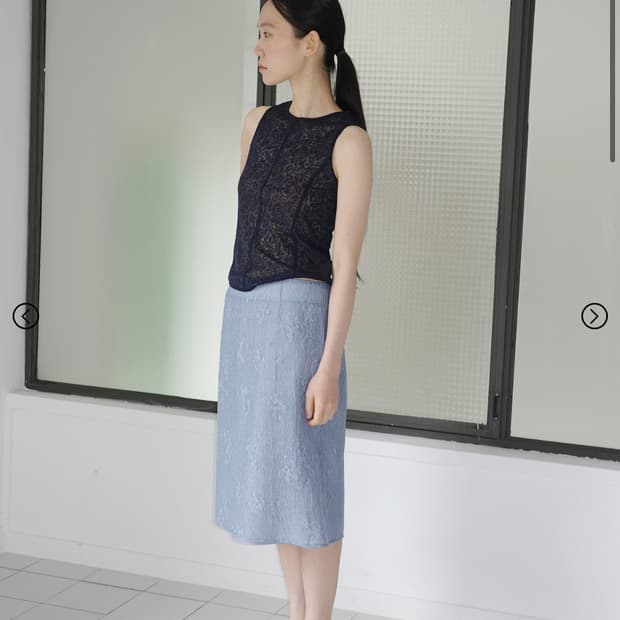 [hwi] 플로르 탑 네이비(flor top navy)