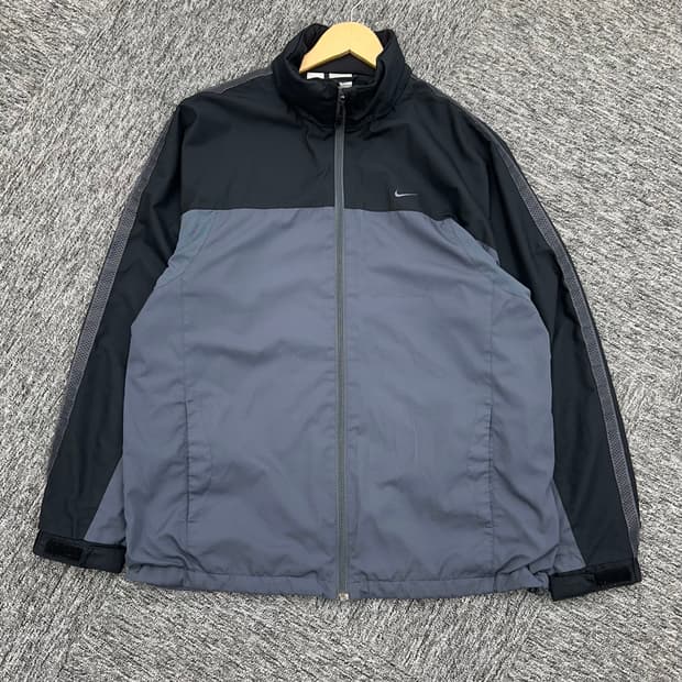 (110)00'S 나이키 바람막이-M1092