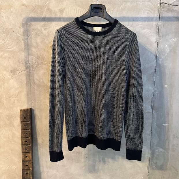 클럽모나코 크루넥 니트 100