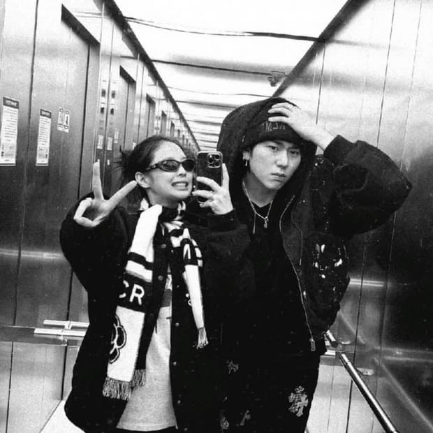 샤넬 카멜리아 캐시미어 머플러