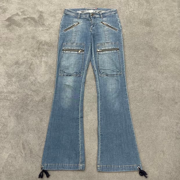 26 게스 USA 플레어 부츠컷 데님