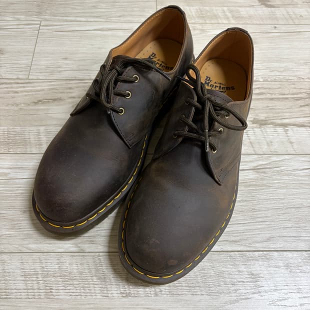 닥터마틴 1461 3홀 크레이지홀스 290