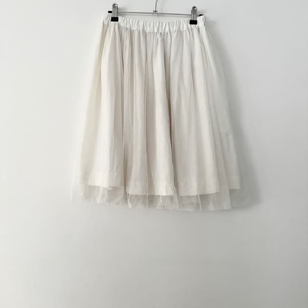 Sha milk banding skirt / white