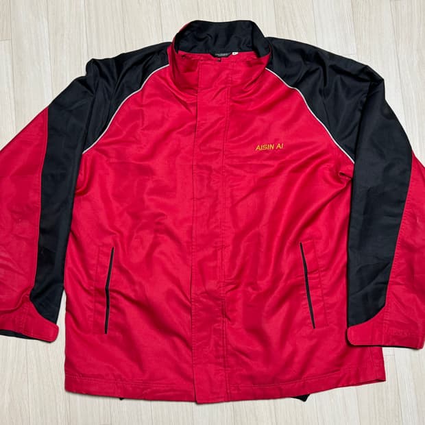 Vtg red Outerwear