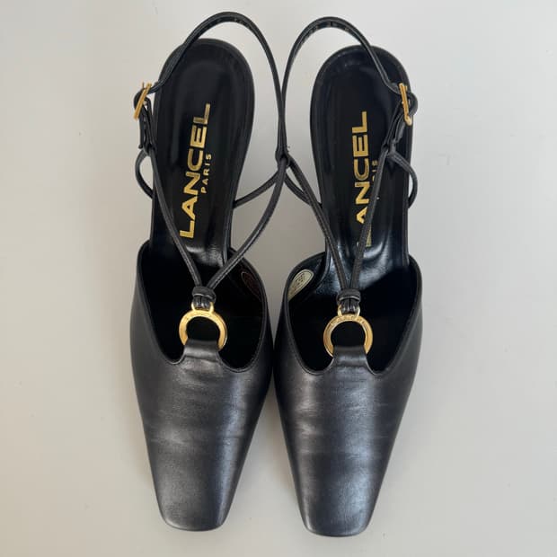 란셀(LANCEL) 골드 링 스트랩 샌들 힐