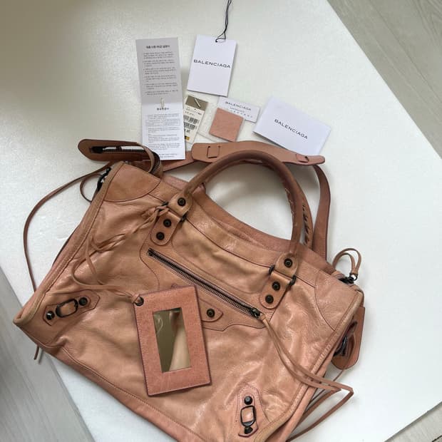 Balenciaga 발렌시아가 모터백 미디움 시티백 인디핑크