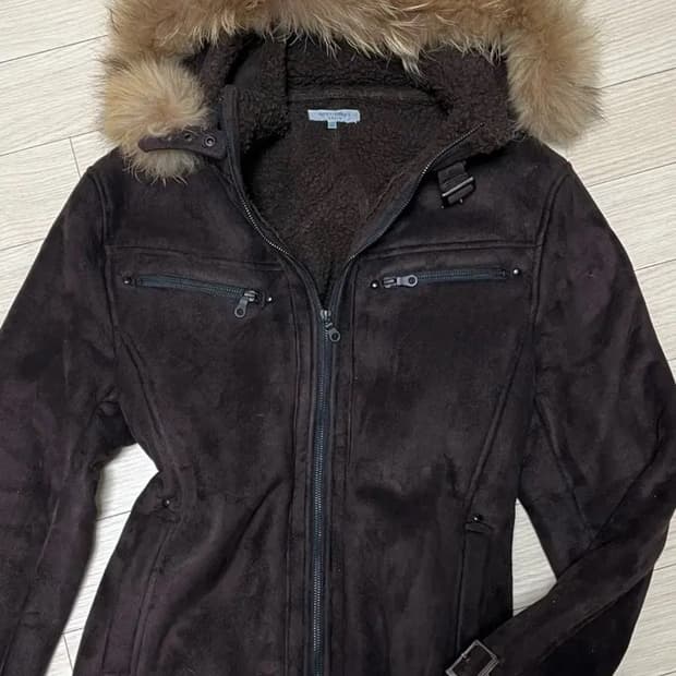 와이즈걸 y2k 00s 빈티지 무스탕 자켓