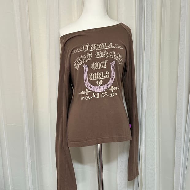 Y2K 브라운 스터드 롱슬리브