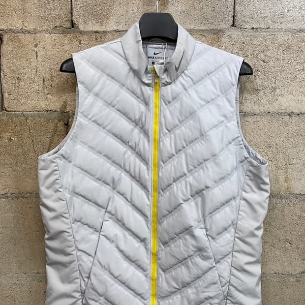 나이키 에어로로프트 베스트 