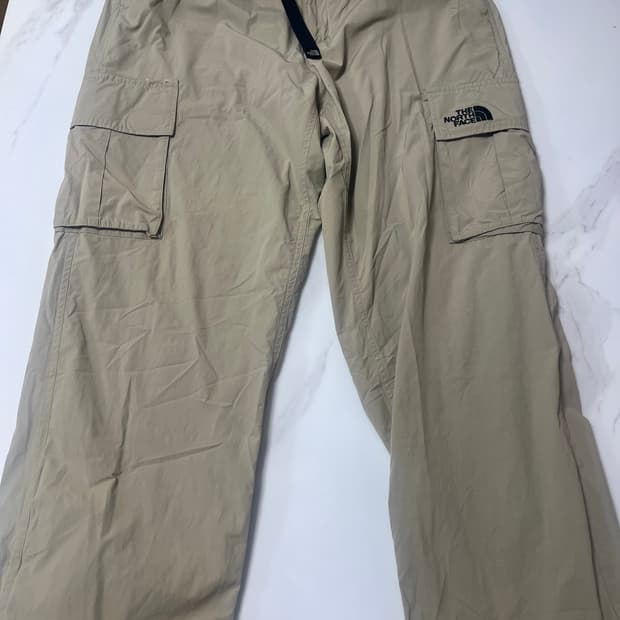 [88] 노스페이스 카고 바지 베이지색
