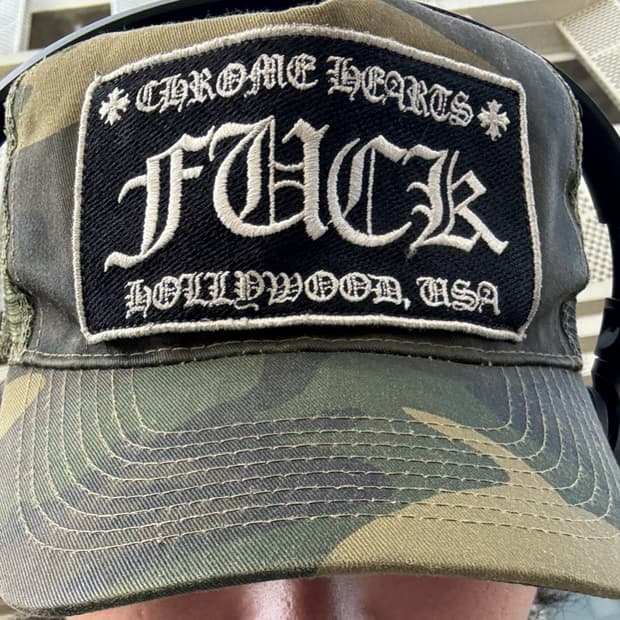 크롬하츠 fuck 카모 트러커캡 