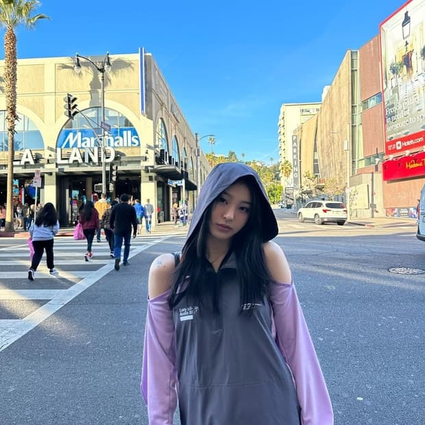 LEEY 리이 오프숄더 그레이 SPORTY OPEN SHOULDER