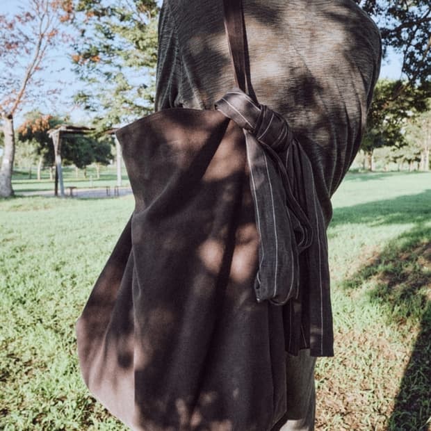 모노프리베 텍스쳐 빅 토트 퍼플 브라운