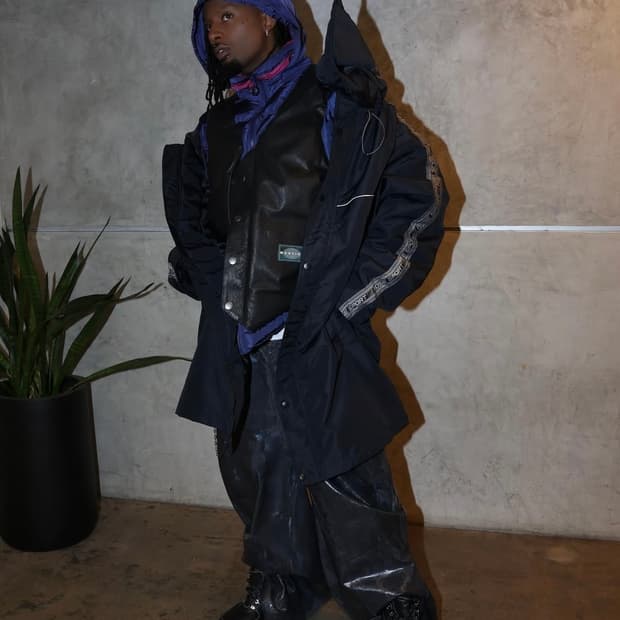 나이키 ACG 고아돔 프리미엄 부츠 카티 영로드 착용