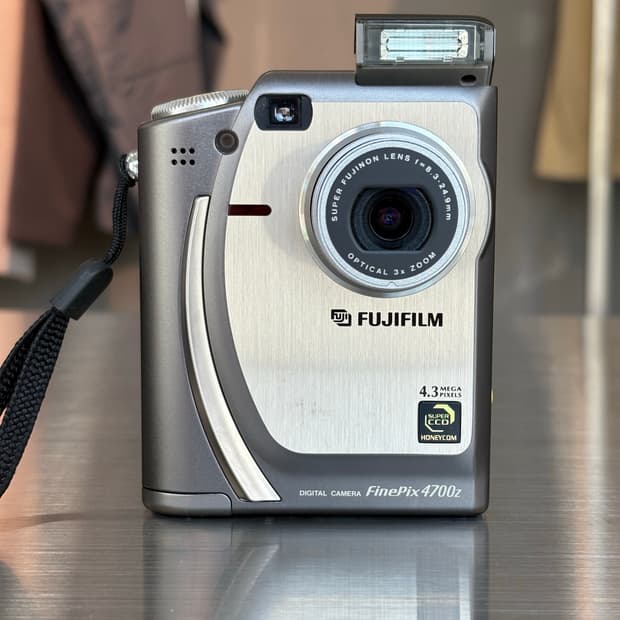 스미카케이블/스미카64mb)후지필름 파인픽스 4700z 블랙 빈티지디카