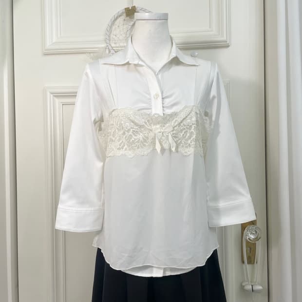 white shirring basic shirt&lace bow slip