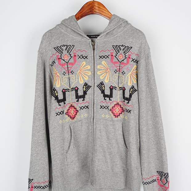 ROSE BUD embroidered hoodie zip-up