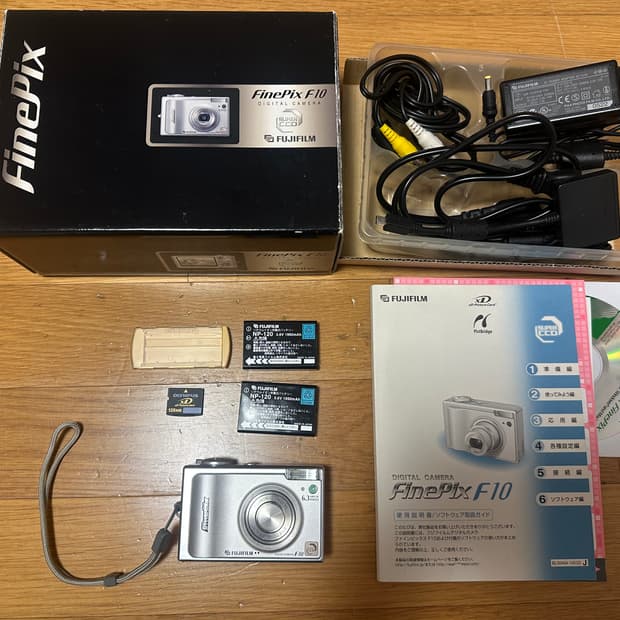 후지필름 fuji finepix f10 빈티지디카 Y2K