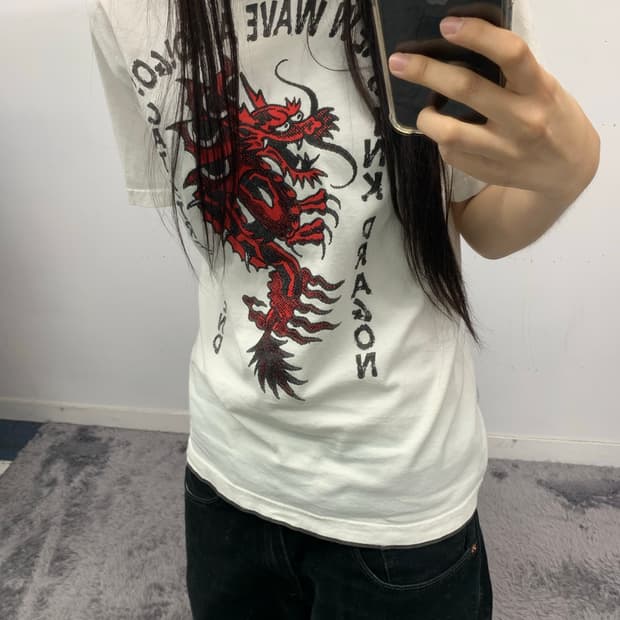 Cream soda by Anvil 드래곤 프린팅 티셔츠(튜블라)