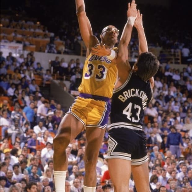 카림 압둘자바 져지 M