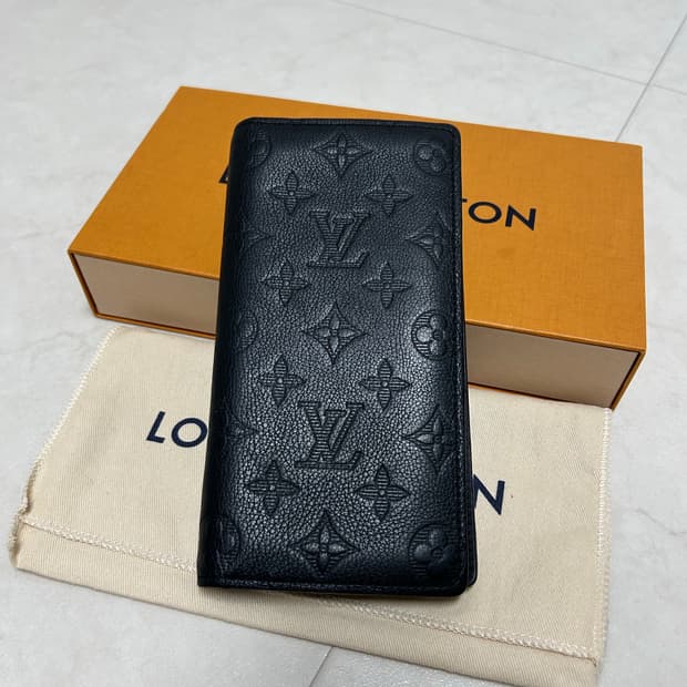 루이비통 브라짜 월릿 모노그램 섀도우 장지갑