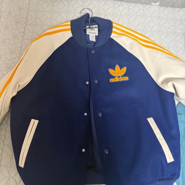 아디다스 SST 봄버 바시티 자켓