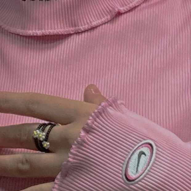 나이키 핑크 목폴라 니트 (M)