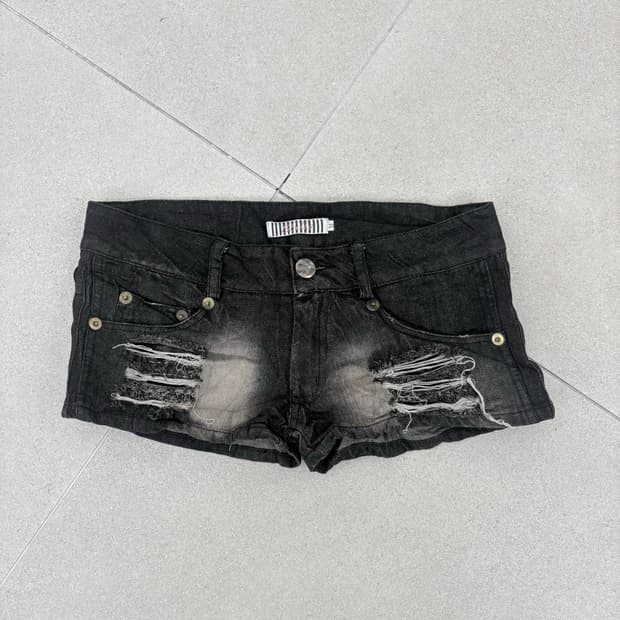 흑청 데미지 지퍼 숏츠