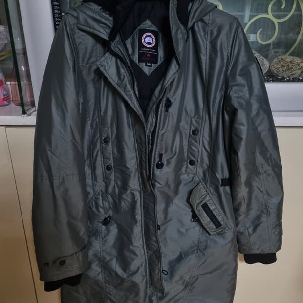 캐나다구스 패딩 