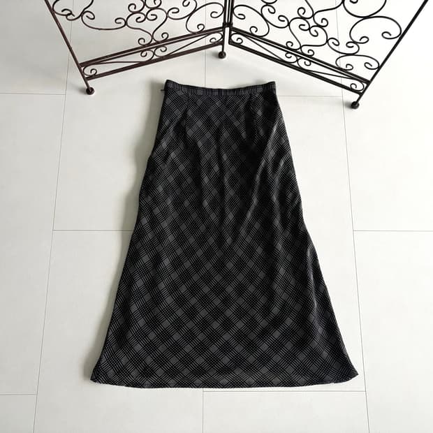 diamond dot midi skirt