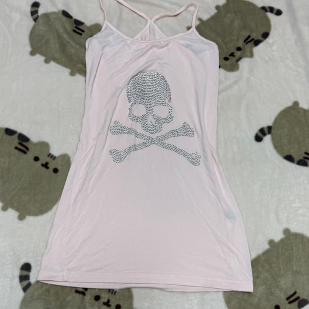 파스텔핑크 해골 라인스톤 슬리브리스 나시티