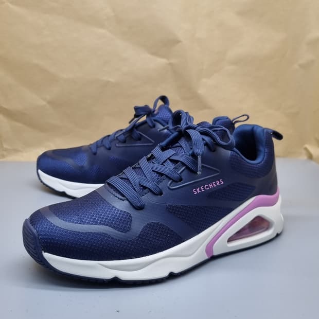 스케쳐스 트레스에어 우노 여성운동화240 