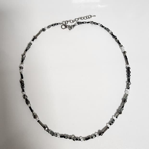 여자 블랙 실버 패션 비즈 목걸이
