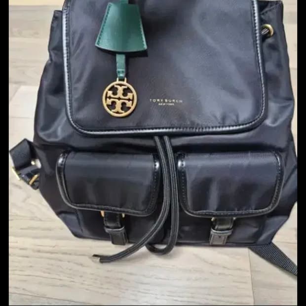 토리버치 백팩