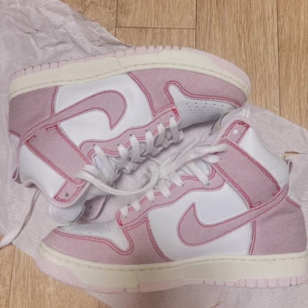 나이키 덩크 하이1 1985 베얼리 로즈 240 운동화 신발 핑크