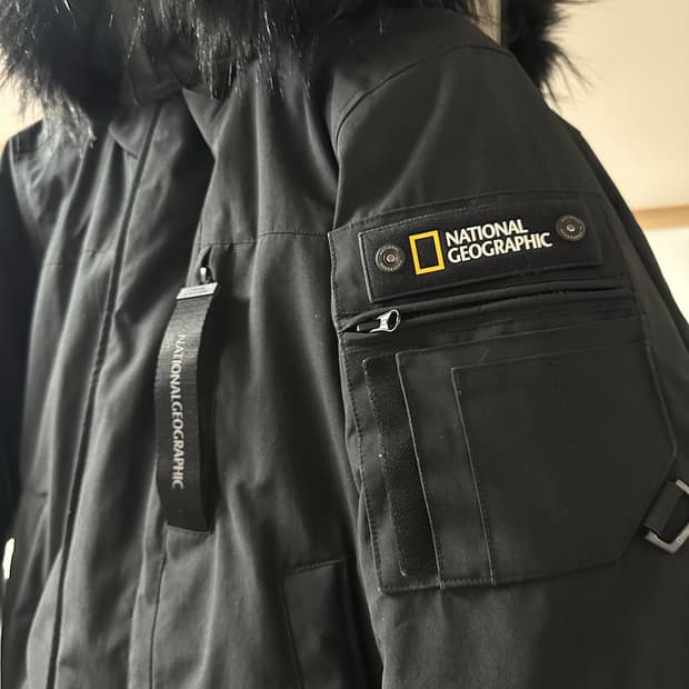 내셔널지오 그래픽 타루가 블랙 숏패딩 m