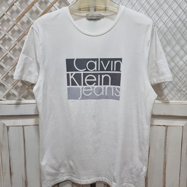 CK 티셔츠 (C567