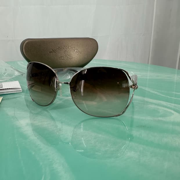 [새상품 무료배송] Made in italy 비비안웨스트우드 선글라스